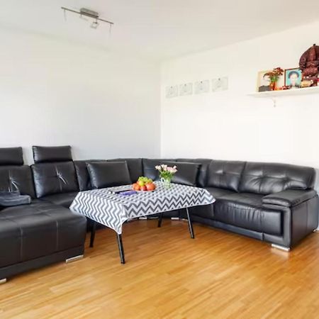 Privat Zimmer Richtung Messe Hannover Kültér fotó