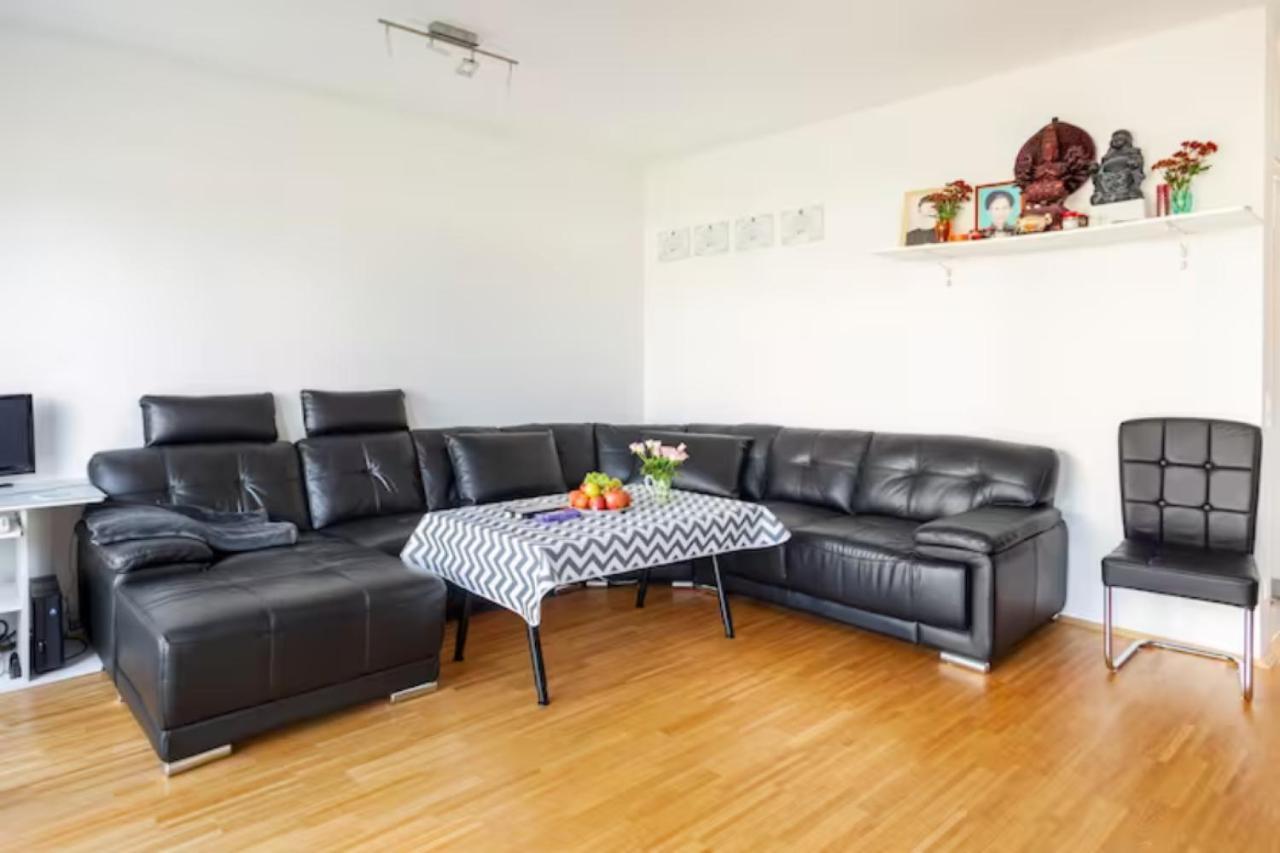 Privat Zimmer Richtung Messe Hannover Kültér fotó